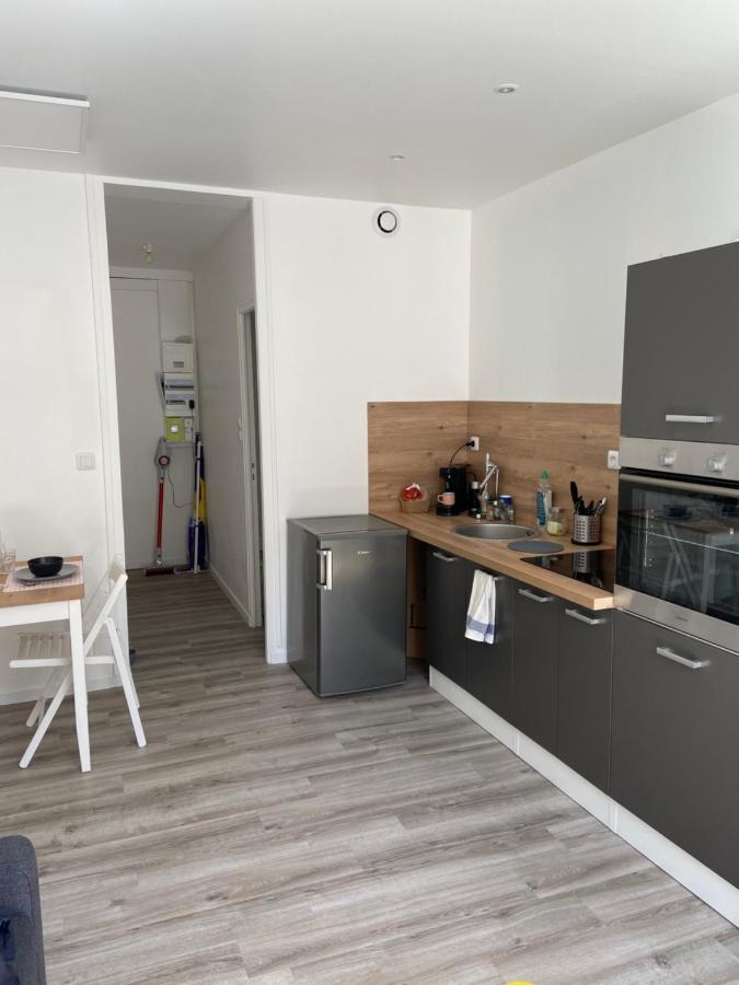 Cosy Flat Carteret - Appartement Centre Bourg - 4 Personnes บาร์เนอวีย์-แกร์เตอเร ภายนอก รูปภาพ