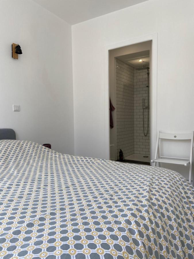 Cosy Flat Carteret - Appartement Centre Bourg - 4 Personnes บาร์เนอวีย์-แกร์เตอเร ภายนอก รูปภาพ