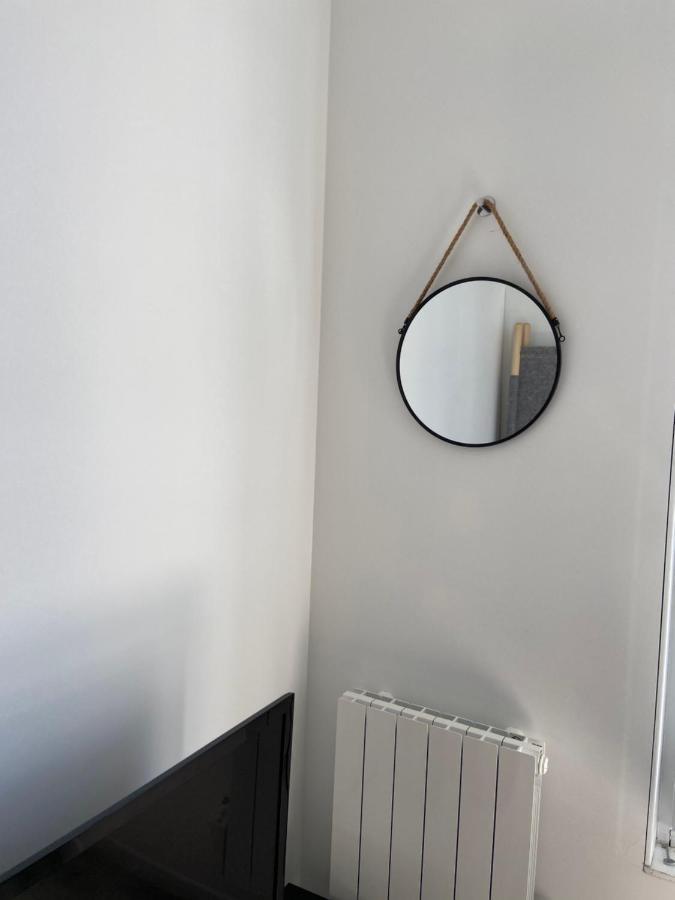 Cosy Flat Carteret - Appartement Centre Bourg - 4 Personnes บาร์เนอวีย์-แกร์เตอเร ภายนอก รูปภาพ